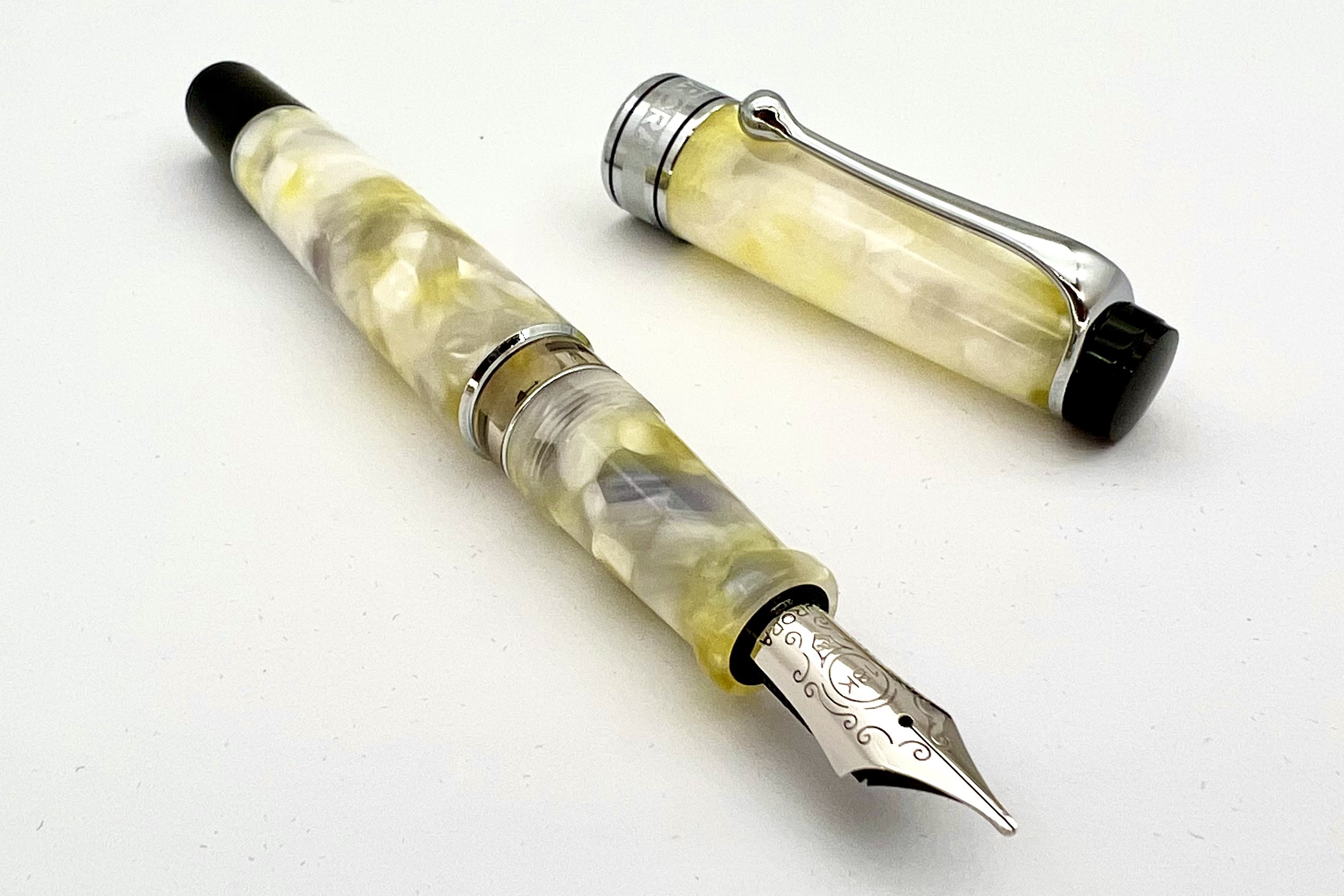 AuroraLEOptimaCaleidoscopioLuceBiancaFP_F